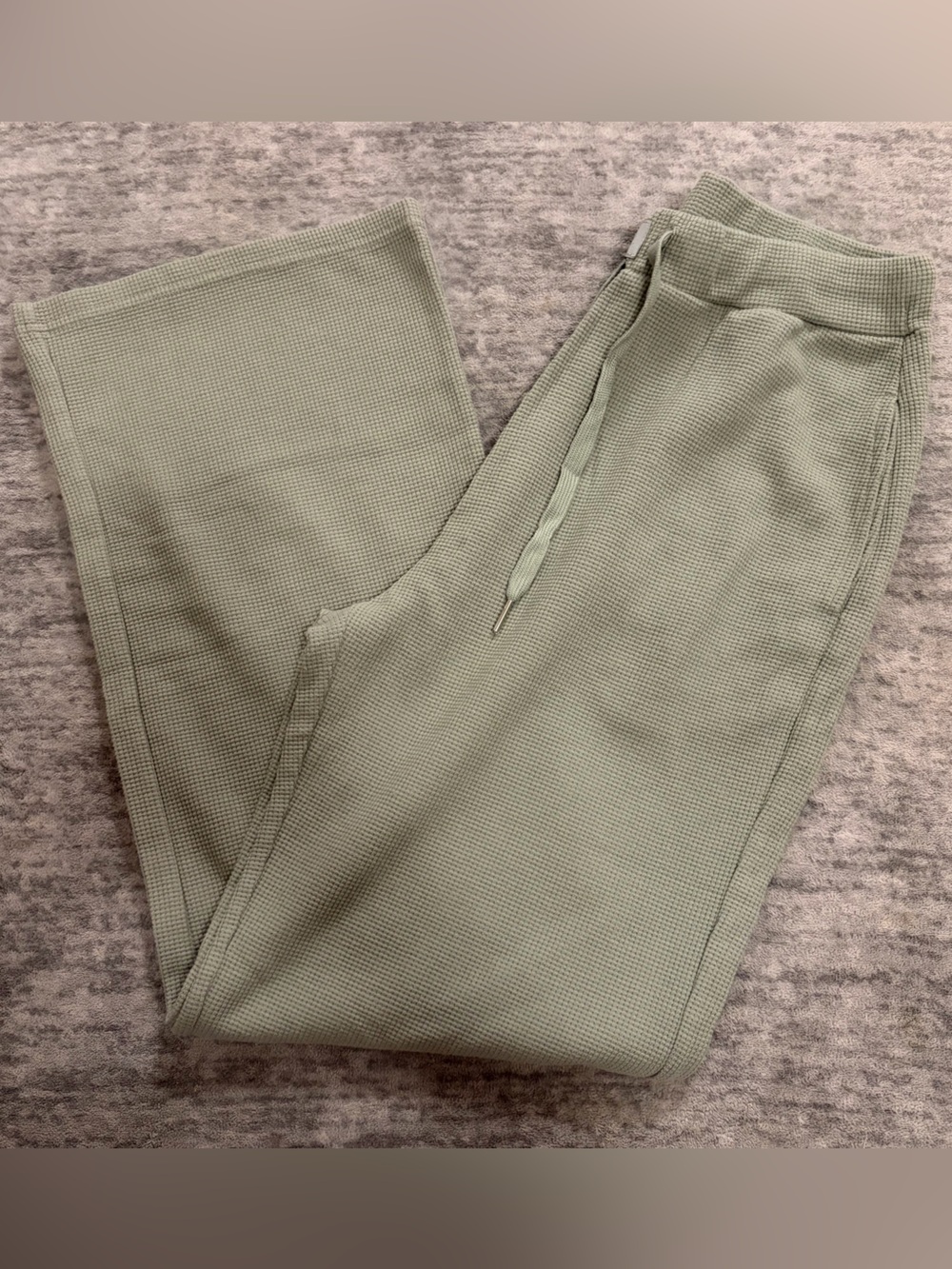 Comfrt Women’s Waffle Knit Lounge Pants Sweatpants Large Athleisure Sage Green